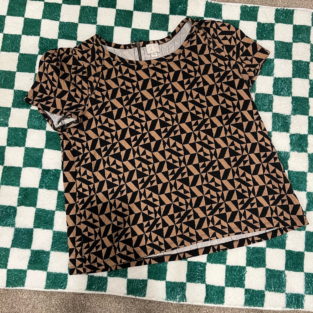 Urban Outfitters Black and Tan Patterned Tee
